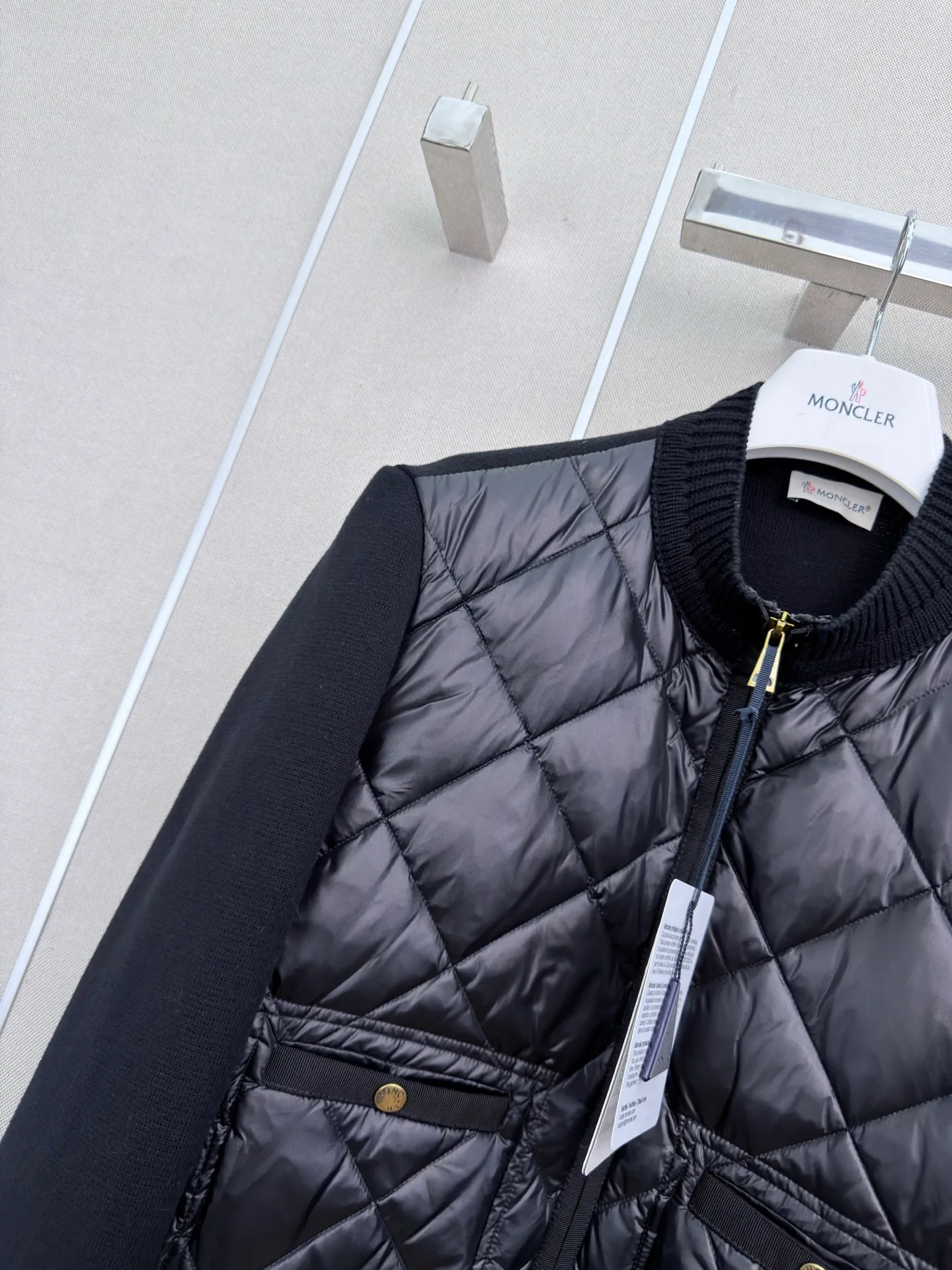 Куртки И Пуховики Женские Moncler 17919445