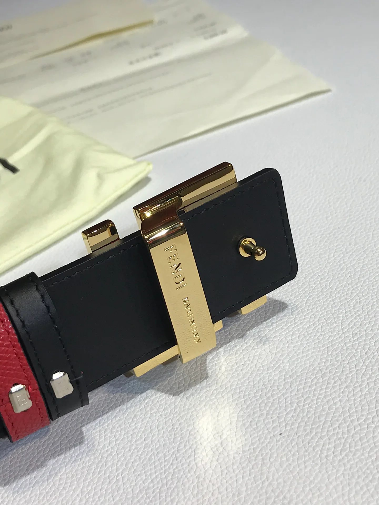 Ремни Fendi 14659334
