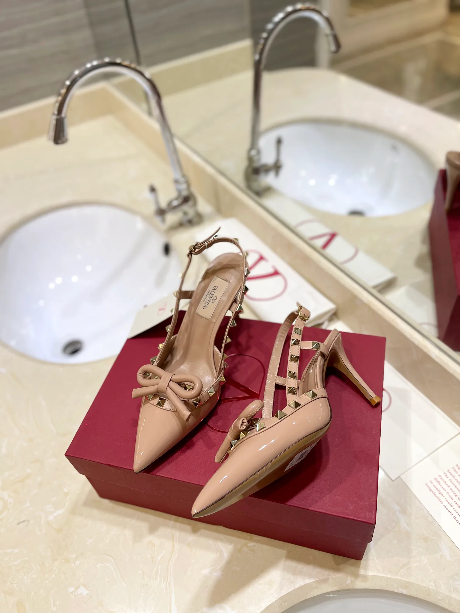 Босоножки Женские Valentino 11683023
