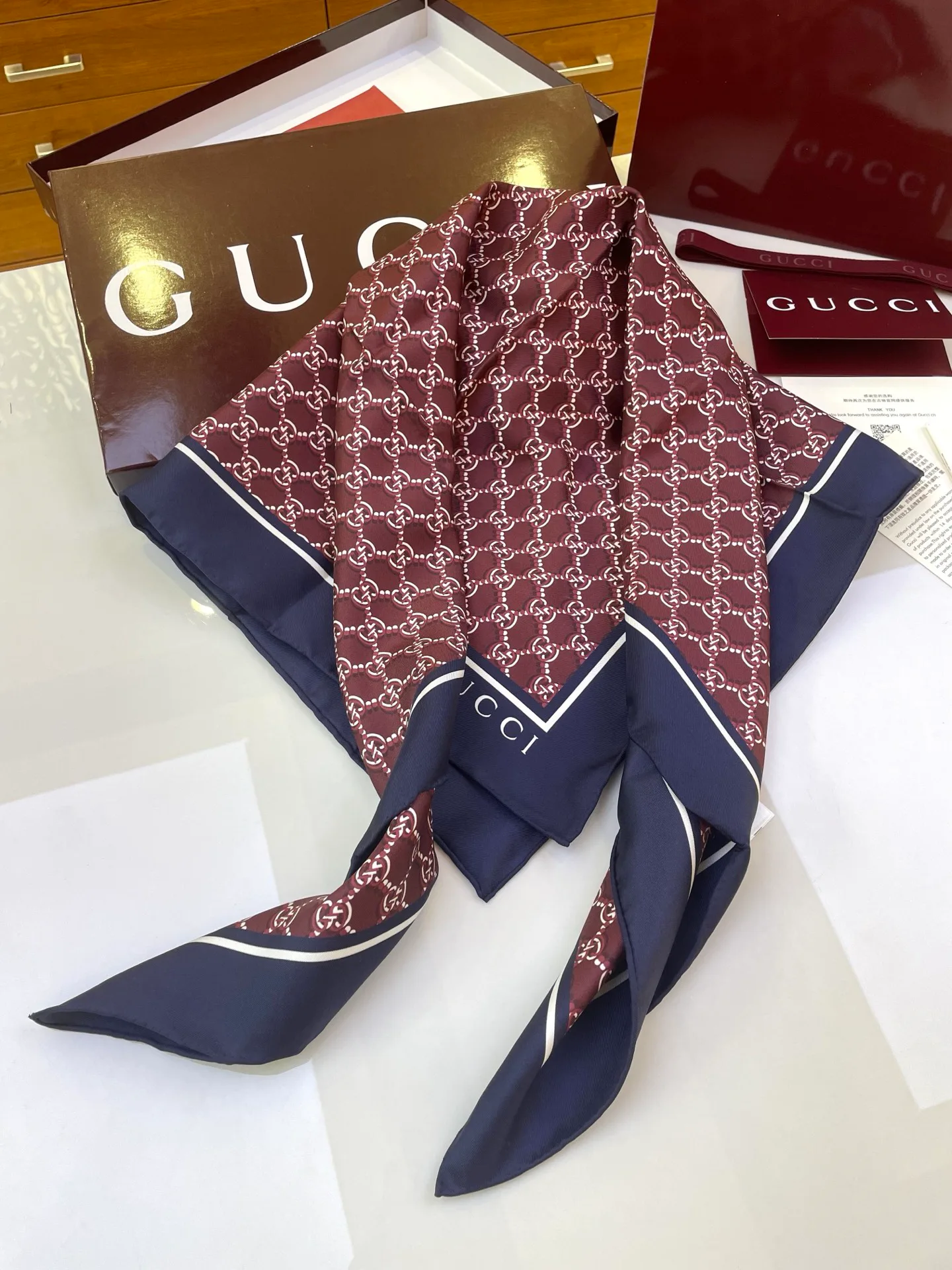 Платки Gucci 10477349