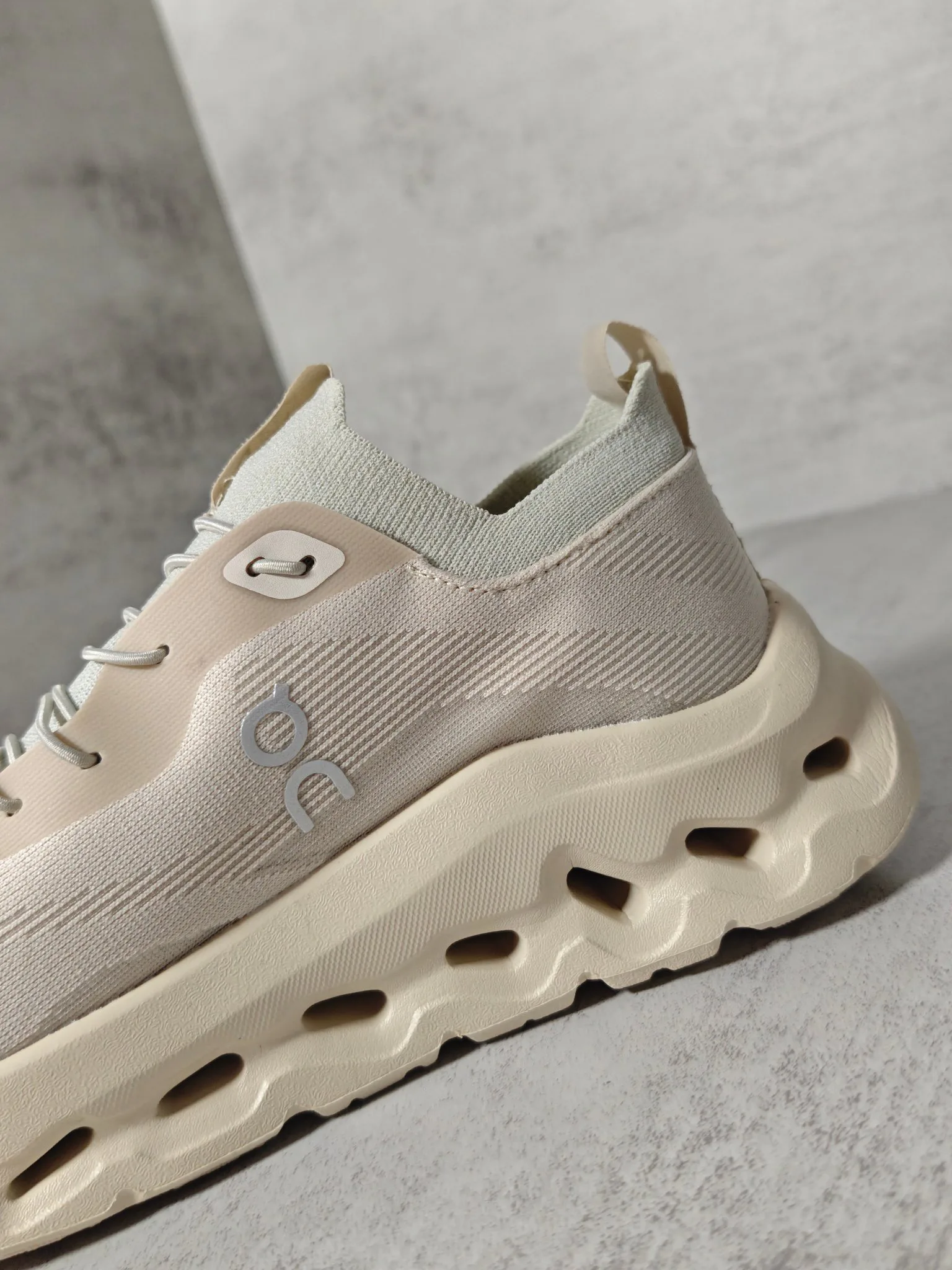 Кроссовки Женские Loewe 108244