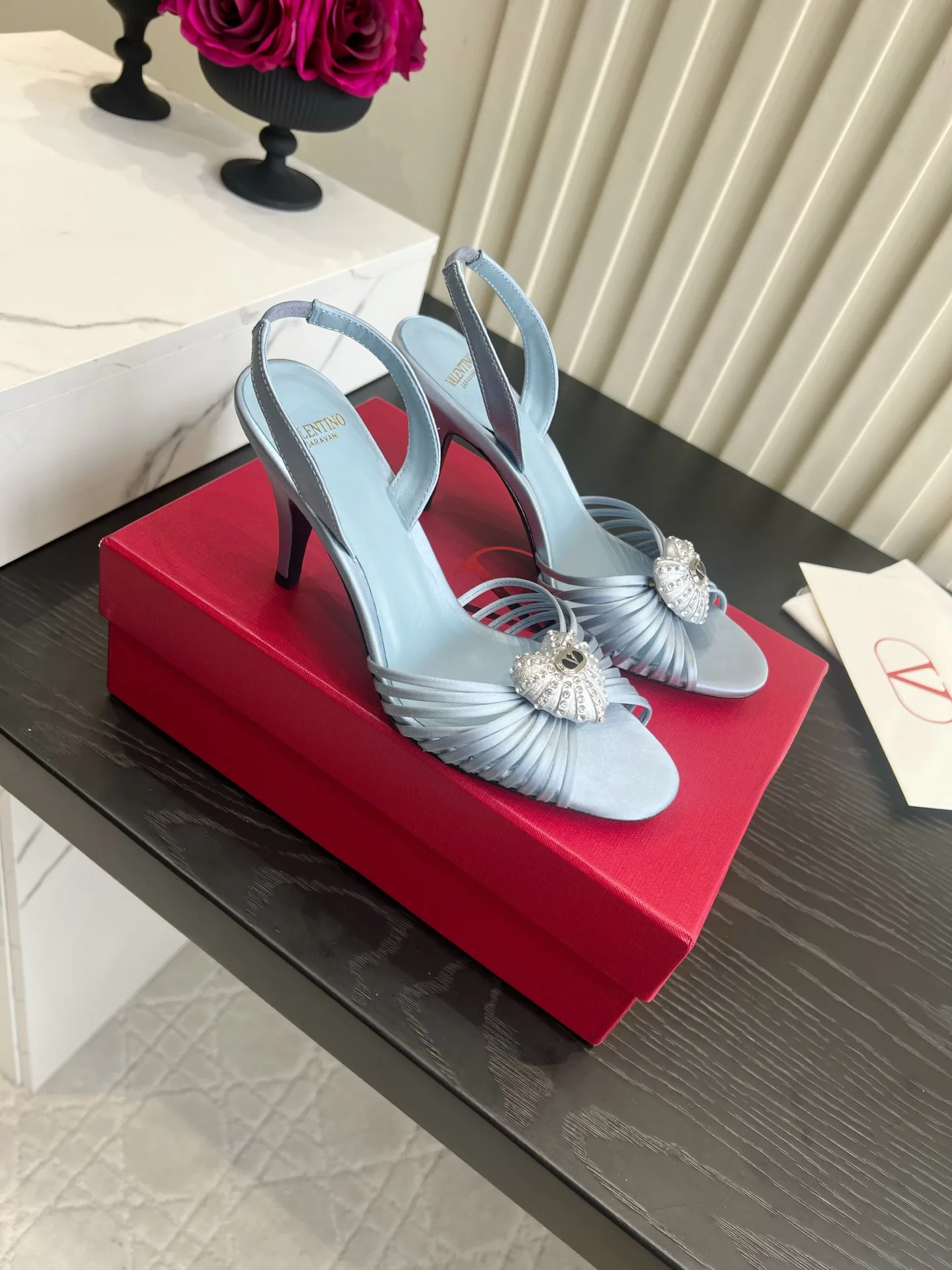 Босоножки Женские Valentino 18322862