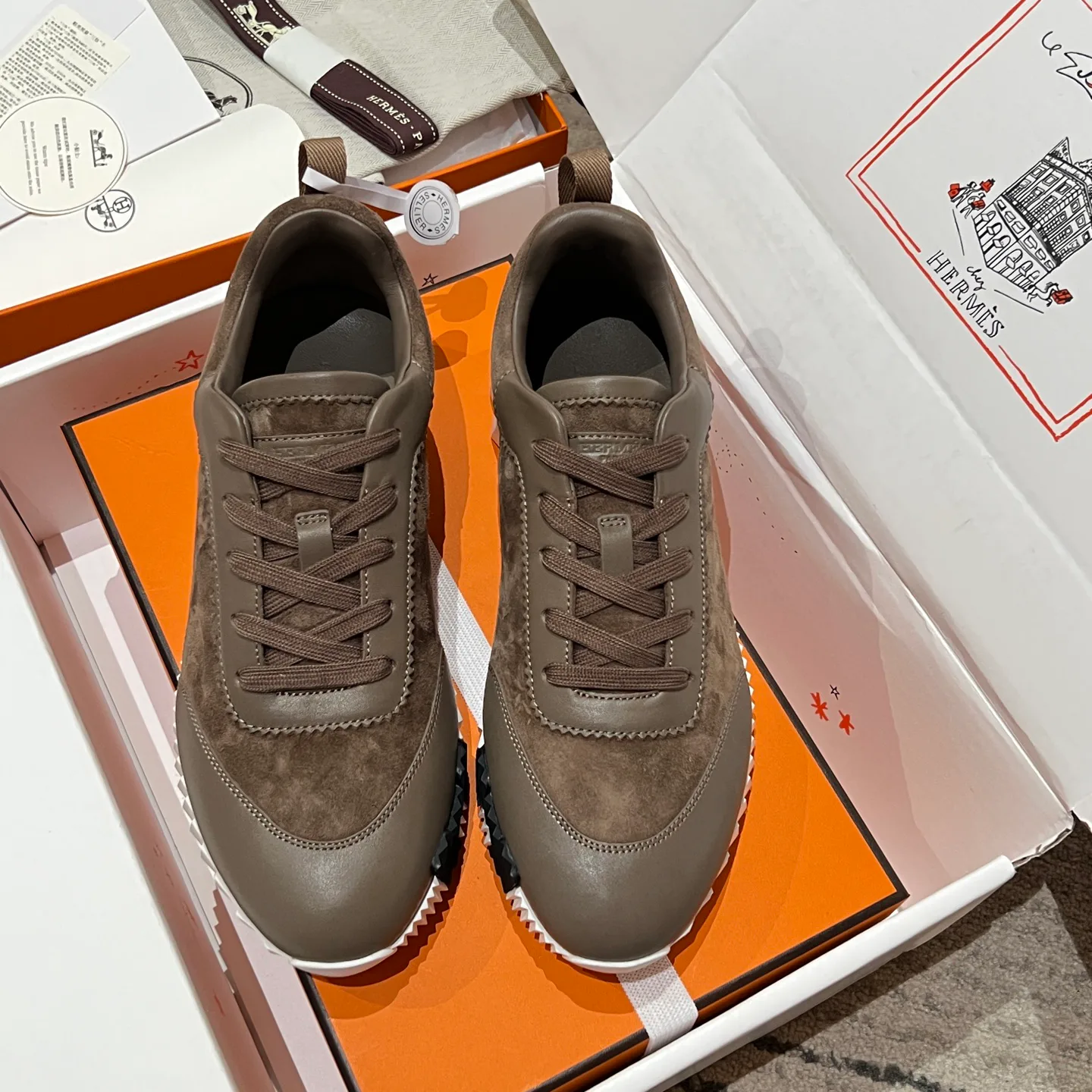 Кроссовки Женские Hermes 18080324