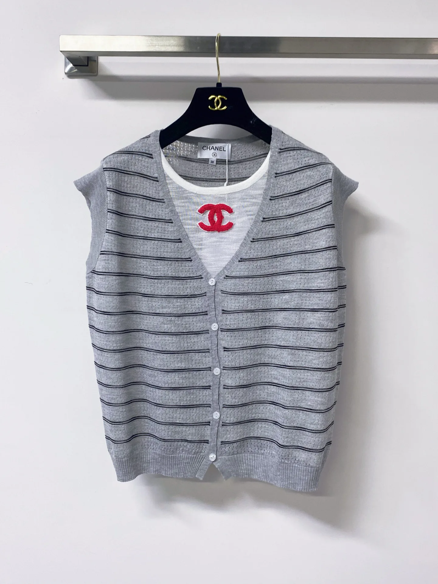 Жилеты Женские Chanel 17423748