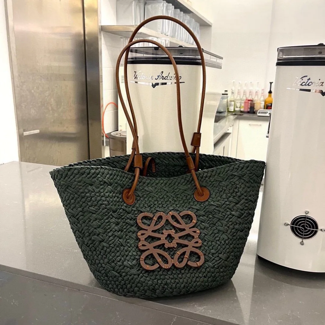 Классические Сумки Женские Loewe 11633349