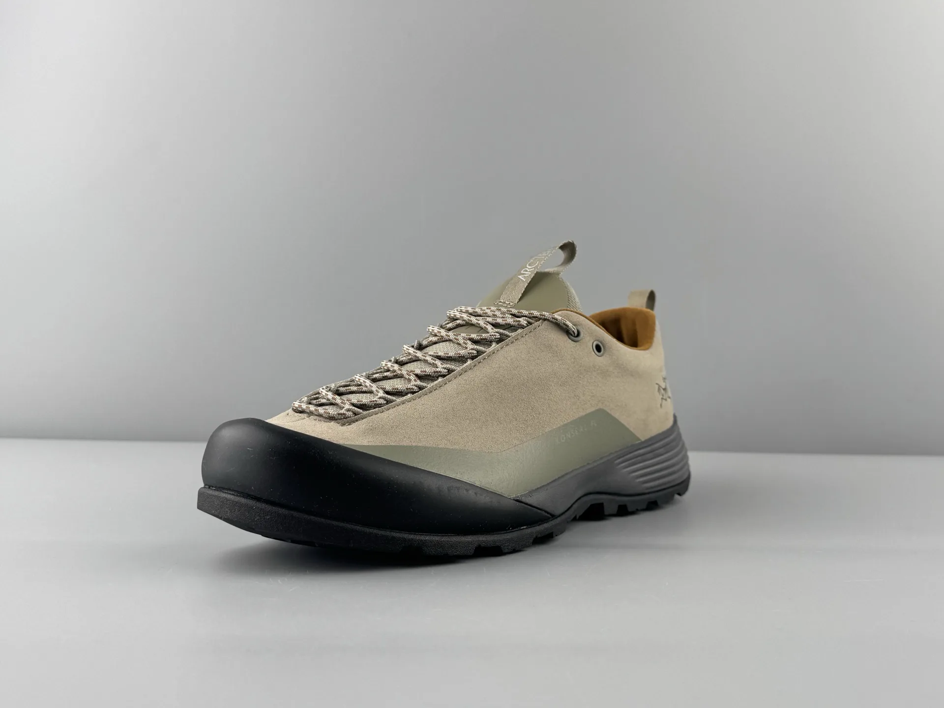 Кроссовки Мужские Arcteryx 17819913