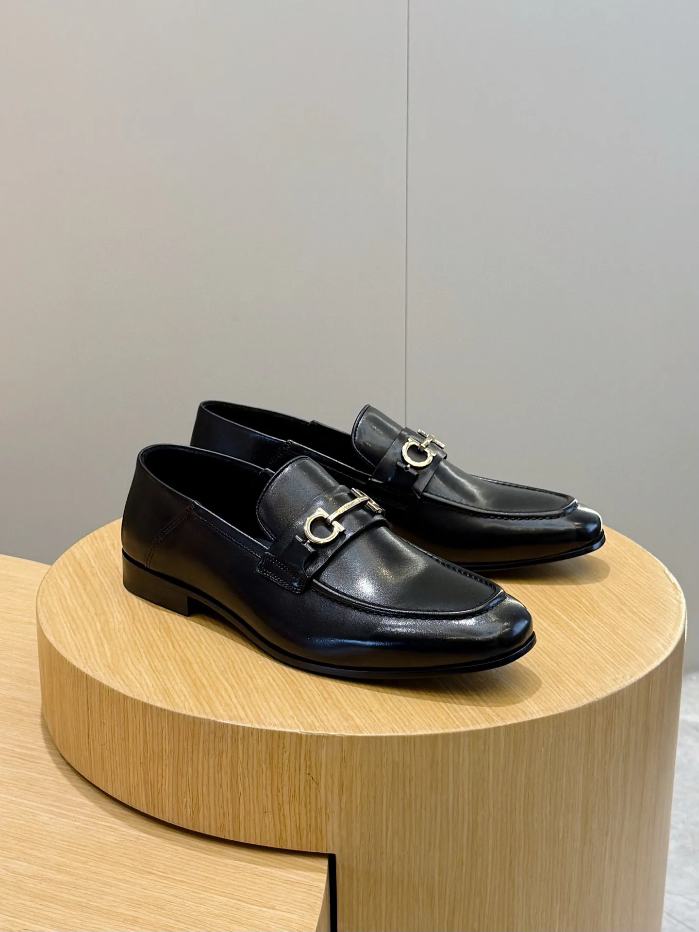 Лоферы И Туфли Мужские Salvatore Ferragamo 19236461