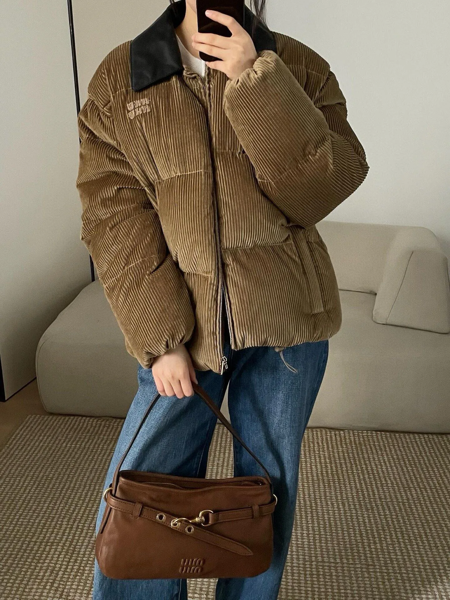 Куртки И Пуховики Женские Miu Miu 18768851