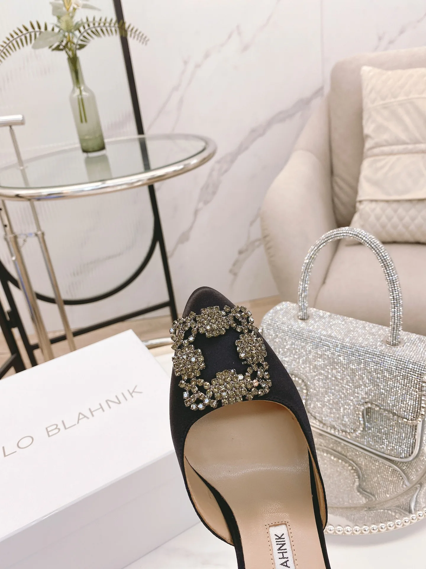 Туфли Женские Manolo Blahnik 18482411