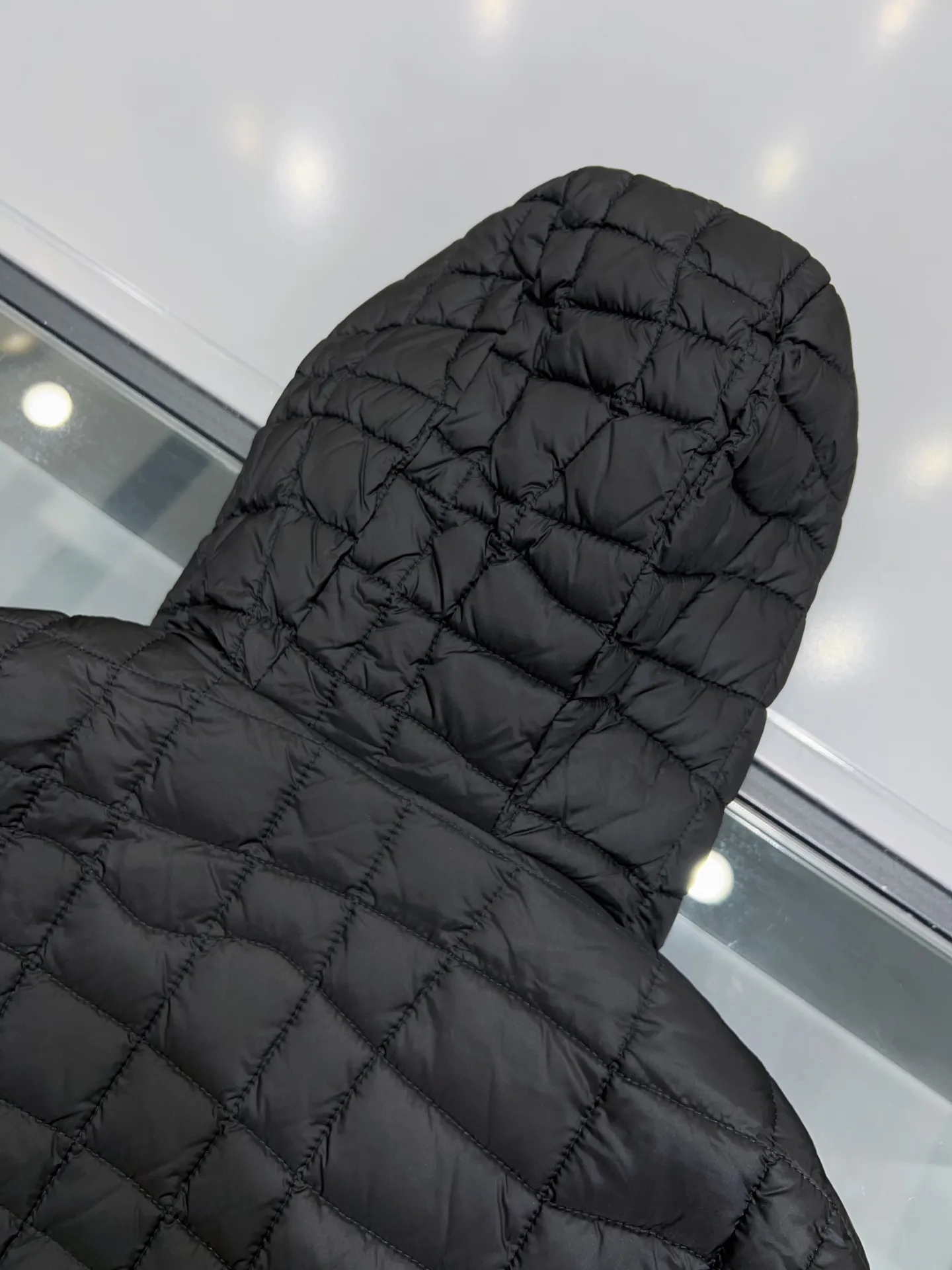 Куртки И Пуховики Женские Moncler 19048128