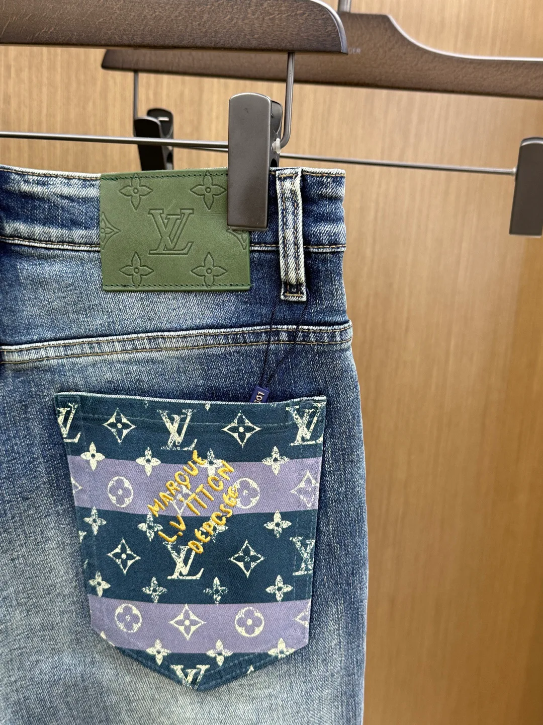 Джинсы Женские Louis Vuitton 12875514