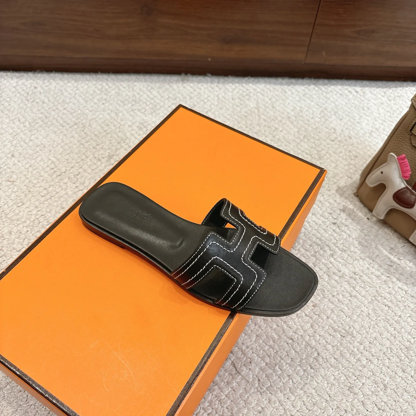 Шлепанцы Женские Hermes 879106