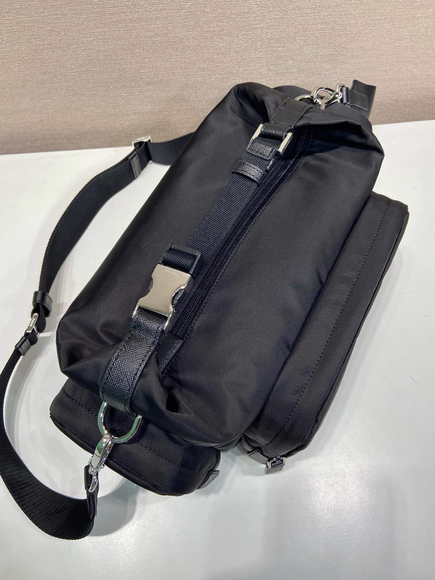 Сумки На Ремне Женские Prada 17599352