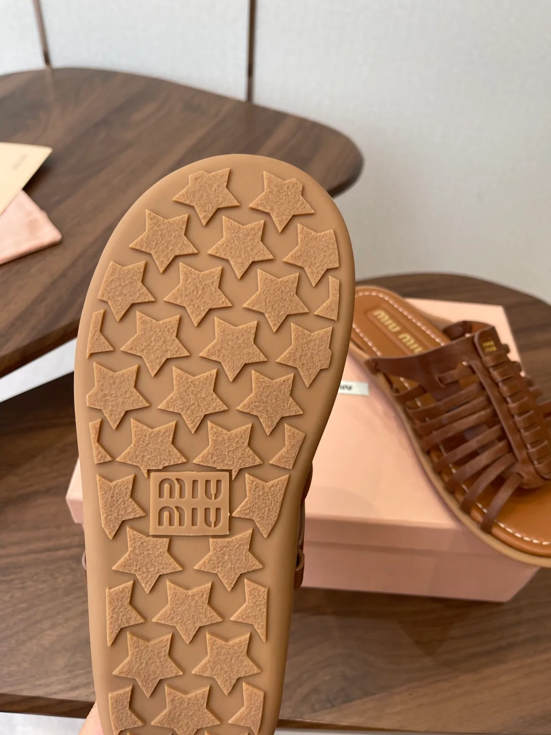 Шлепанцы Женские Miu Miu 12240268