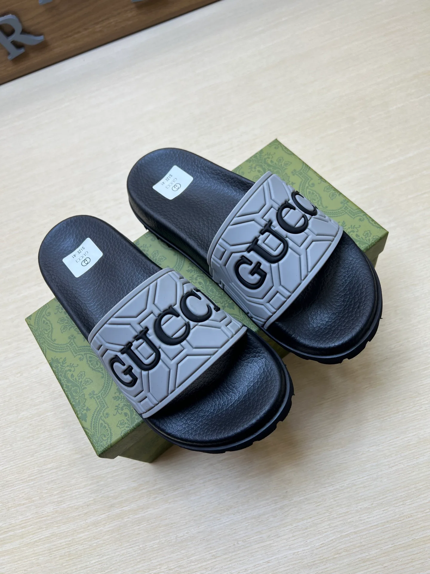 Шлепанцы Женские Gucci 11450947