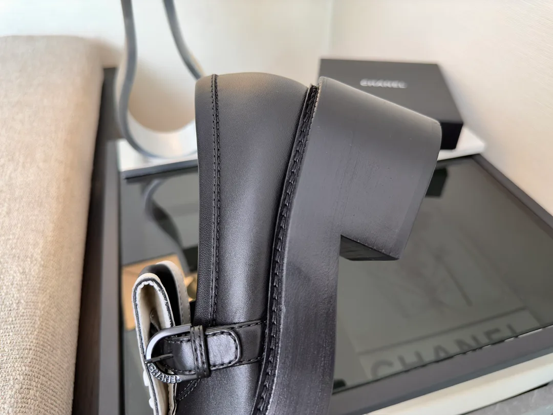 Лоферы И Мокасины Женские Chanel 2384