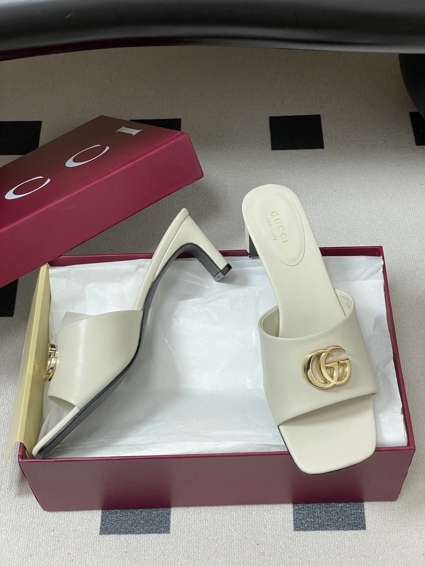 Босоножки Женские Gucci 10395322