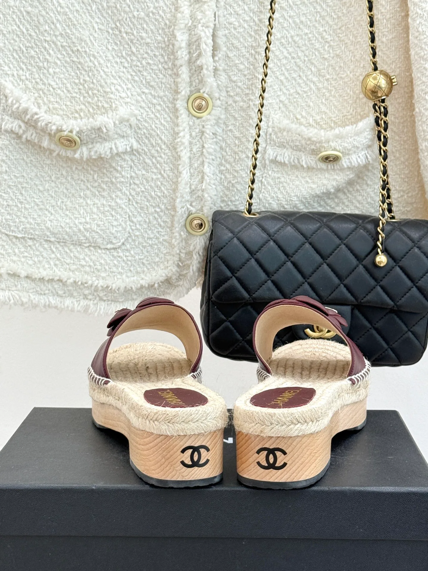 Шлепанцы Женские Chanel 9499272