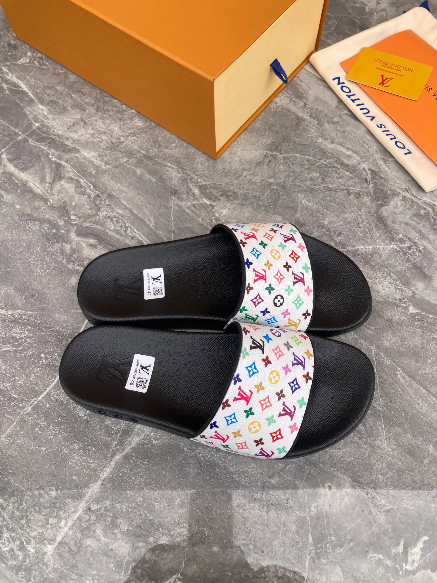 Шлепанцы Женские Louis Vuitton 5879843