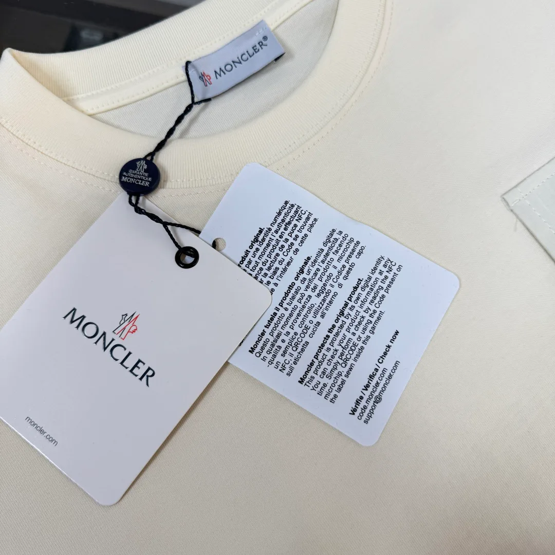 Футболки Женские Moncler 11668082