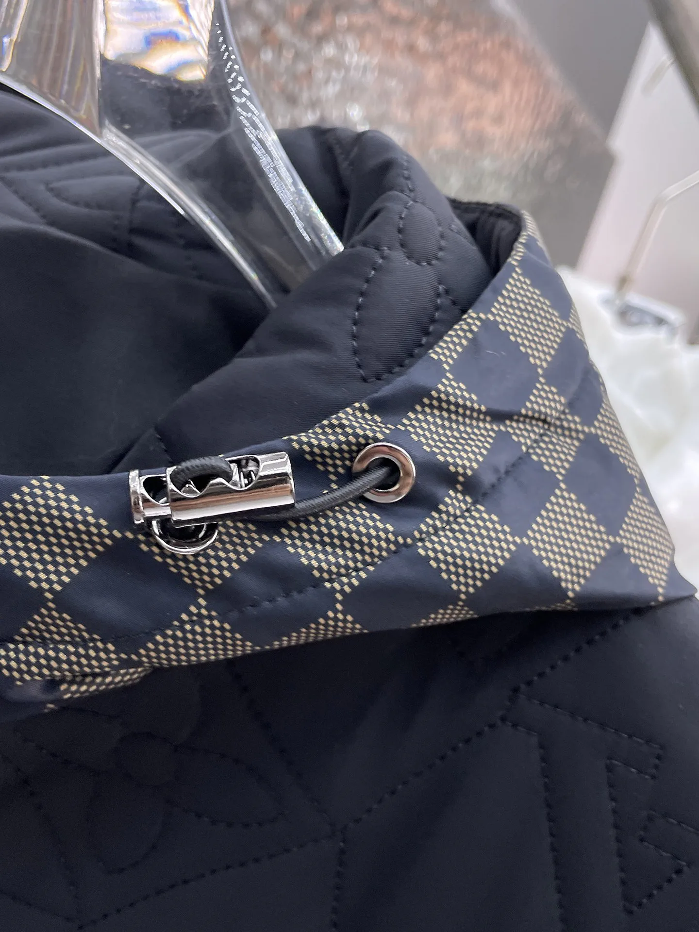 Куртки И Пуховики Женские Louis Vuitton 1858322