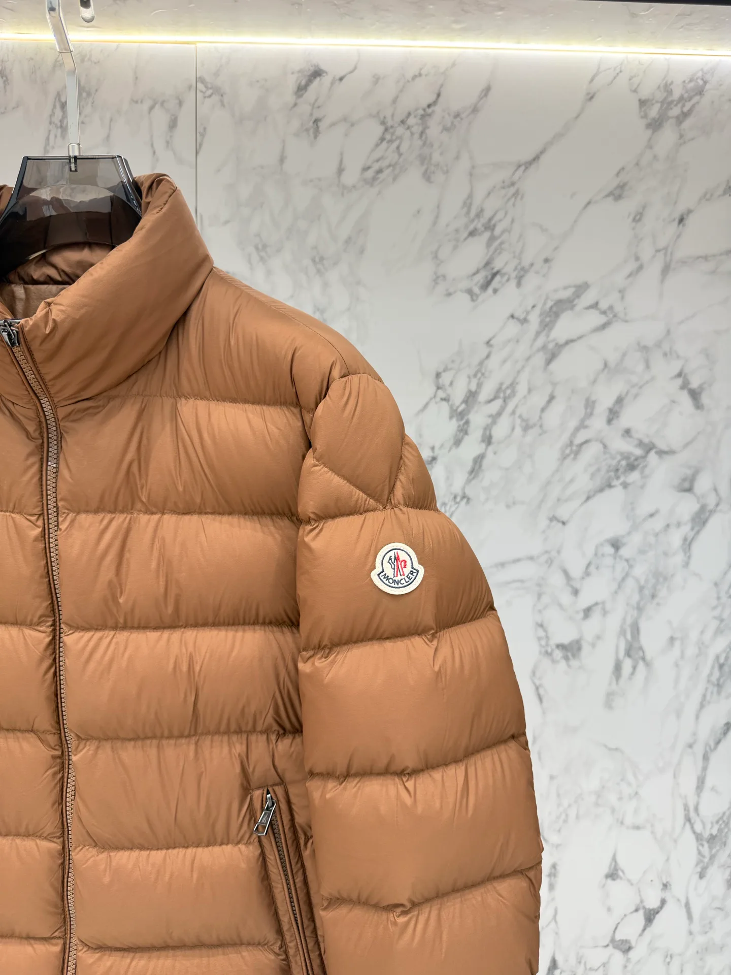 Куртки И Пуховики Женские Moncler 18761351