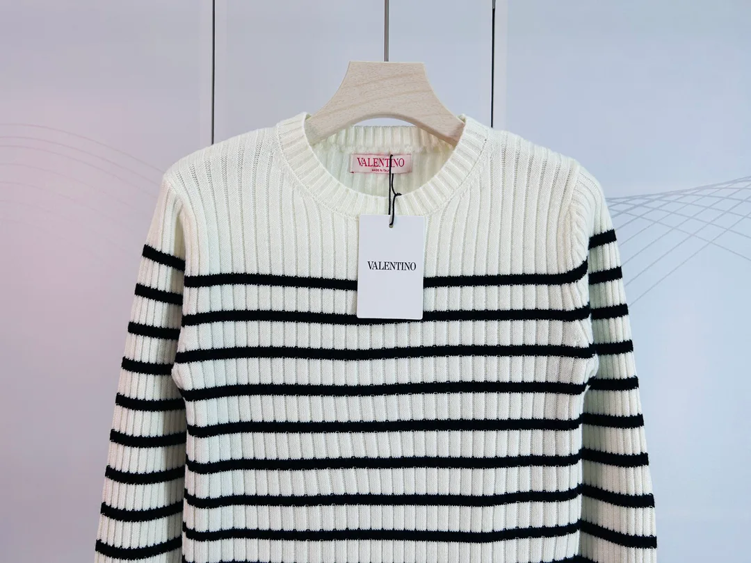 Джемперы И Свитеры Женские Valentino 812938