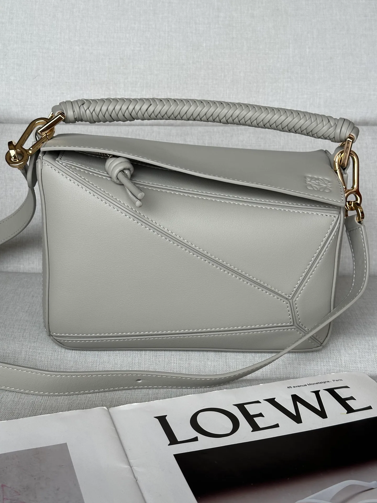 Классические Сумки Женские Loewe 1889756