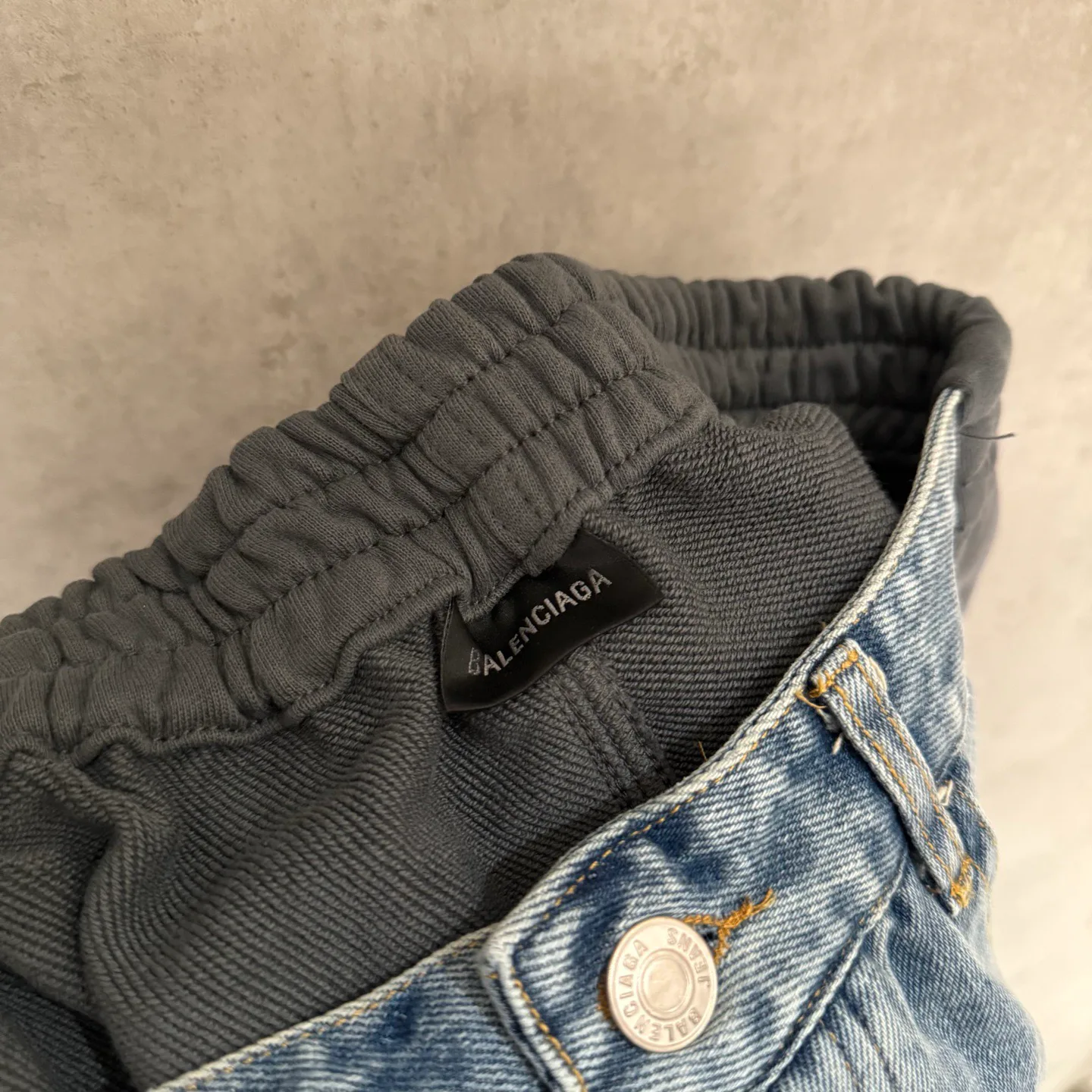 Джинсы Мужские Balenciaga 18197141