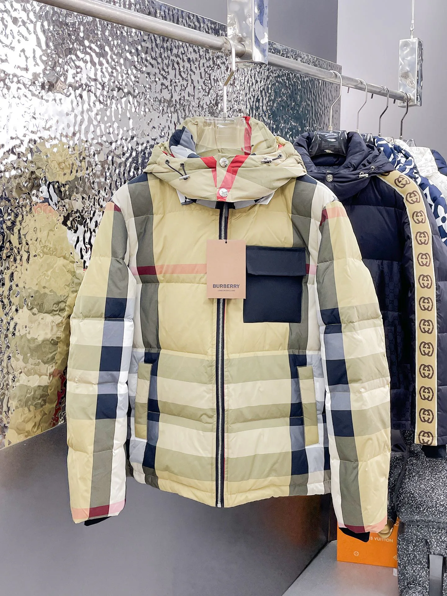 Куртки И Пуховики Женские Burberry 1858312