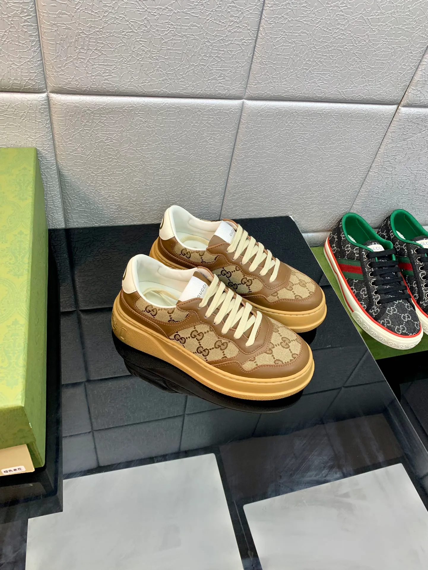 Кеды Женские Gucci 5402036