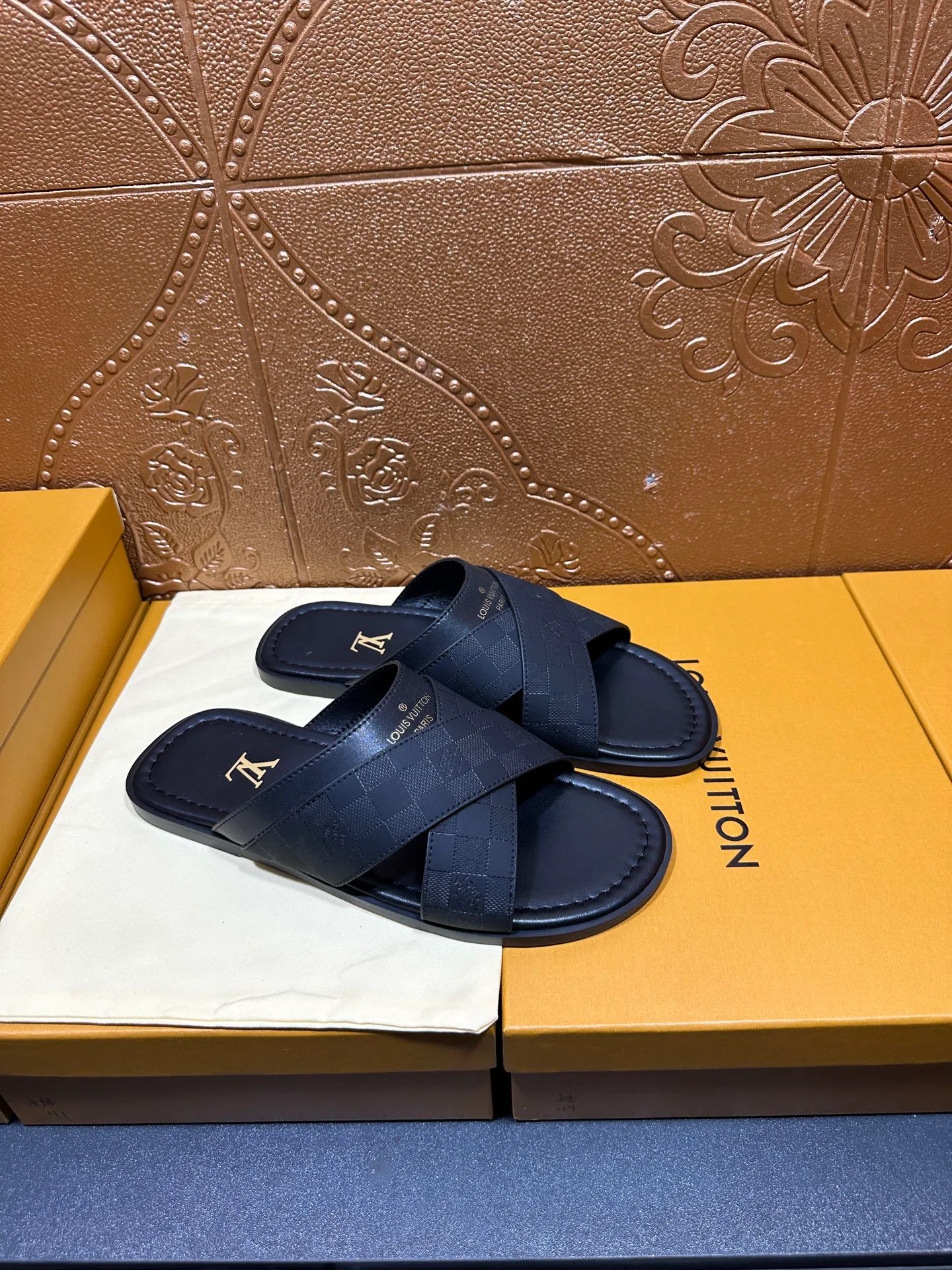 Шлепанцы Мужские Louis Vuitton 103511