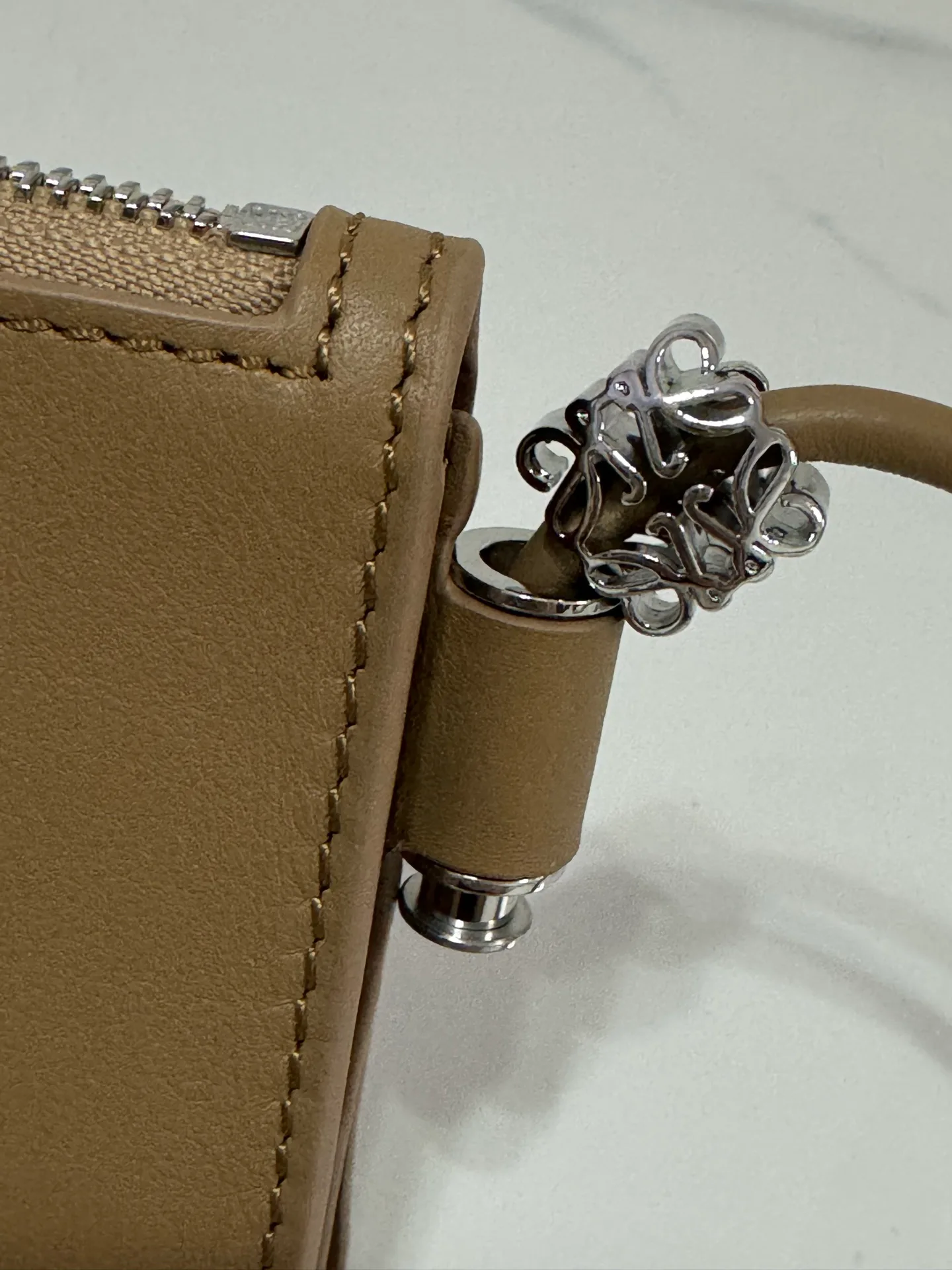 Сумки На Ремне Женские Loewe 17551016