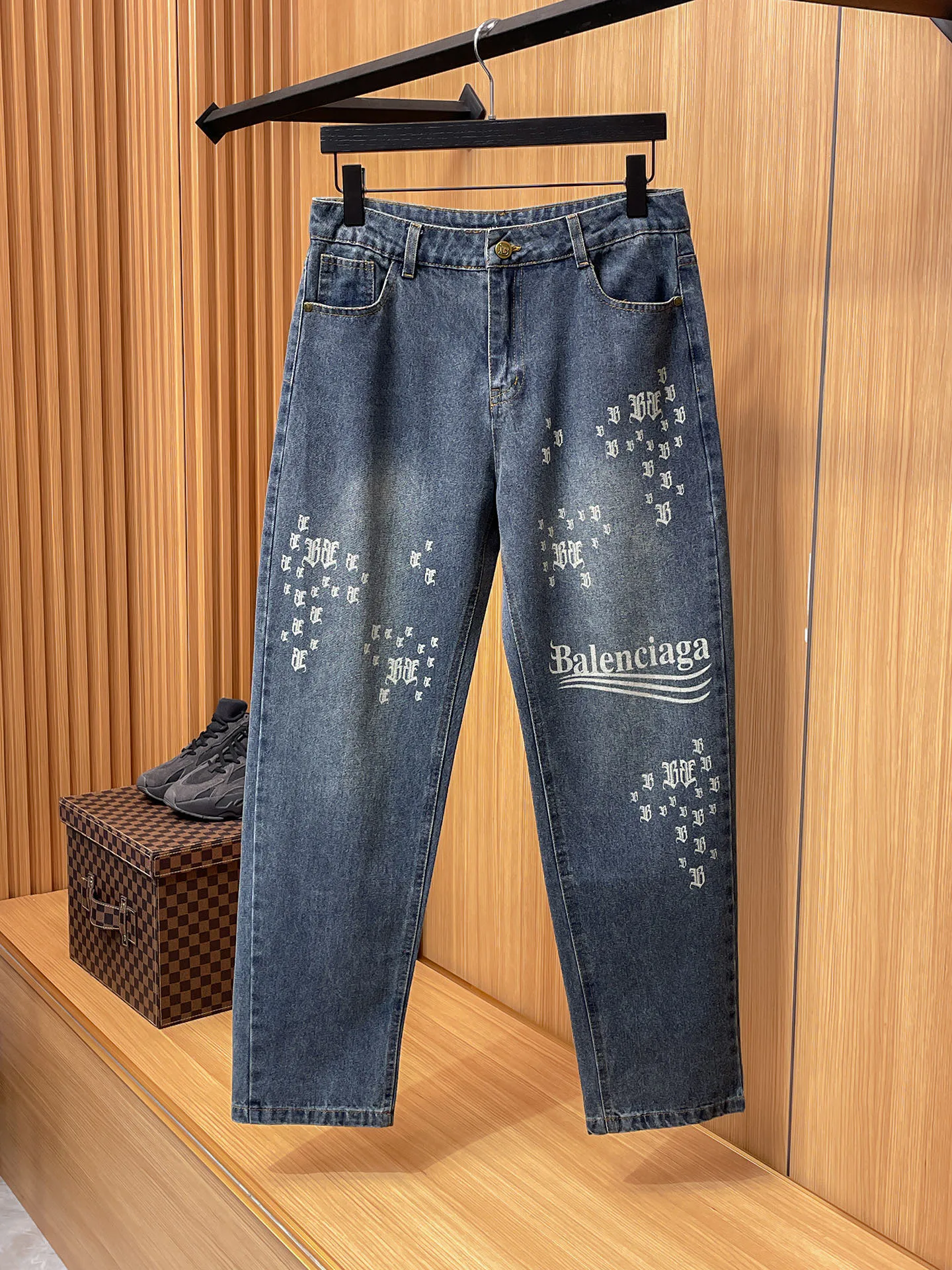 Джинсы Мужские Balenciaga 17037291