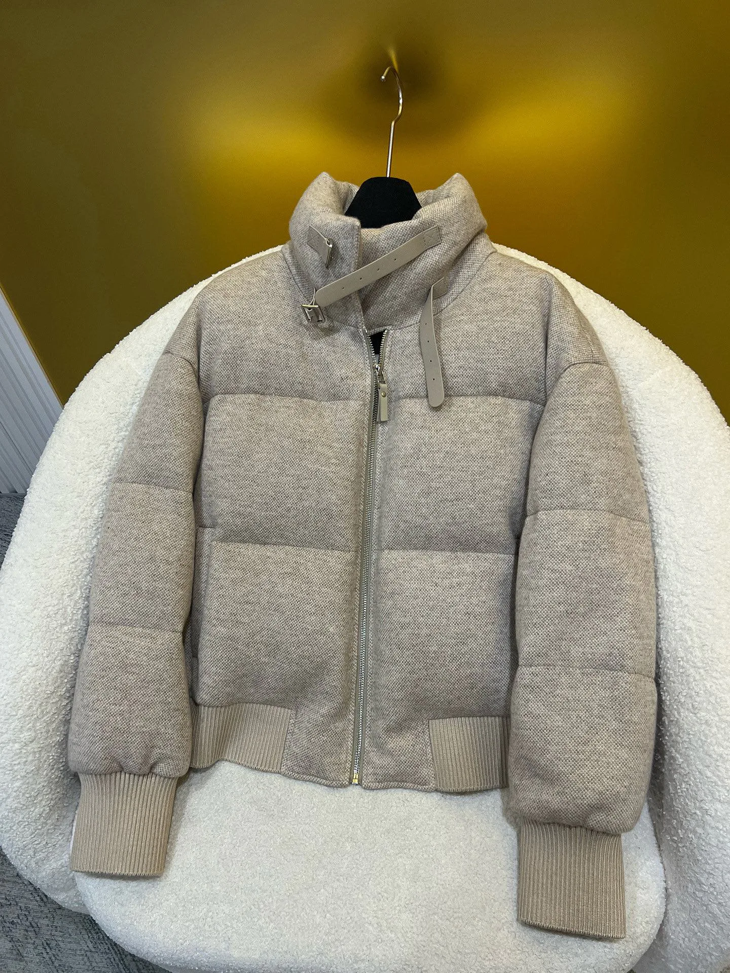 Куртки И Пуховики Женские Loro Piana 19338804