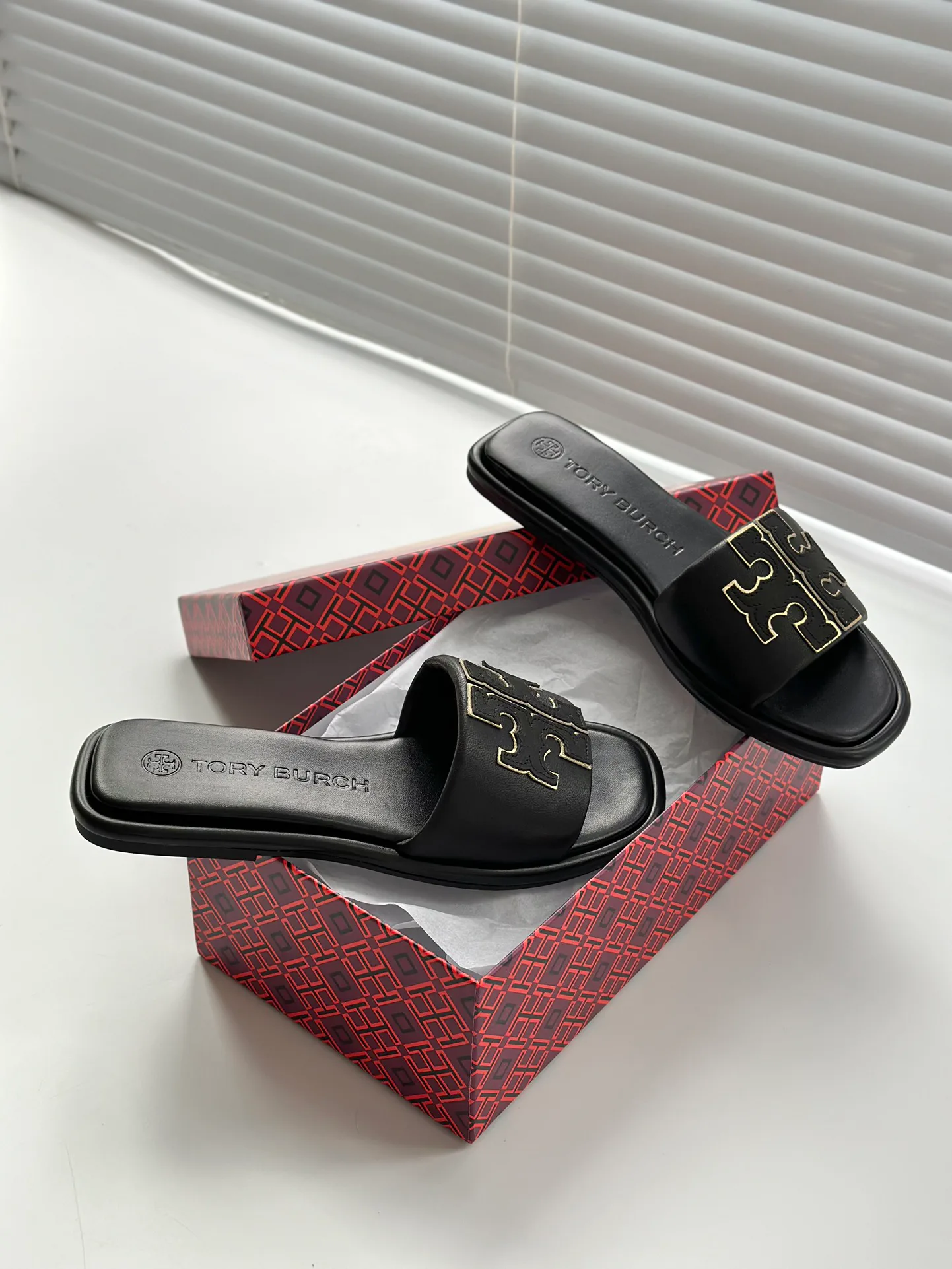 Шлепанцы Женские Tory Burch 24473