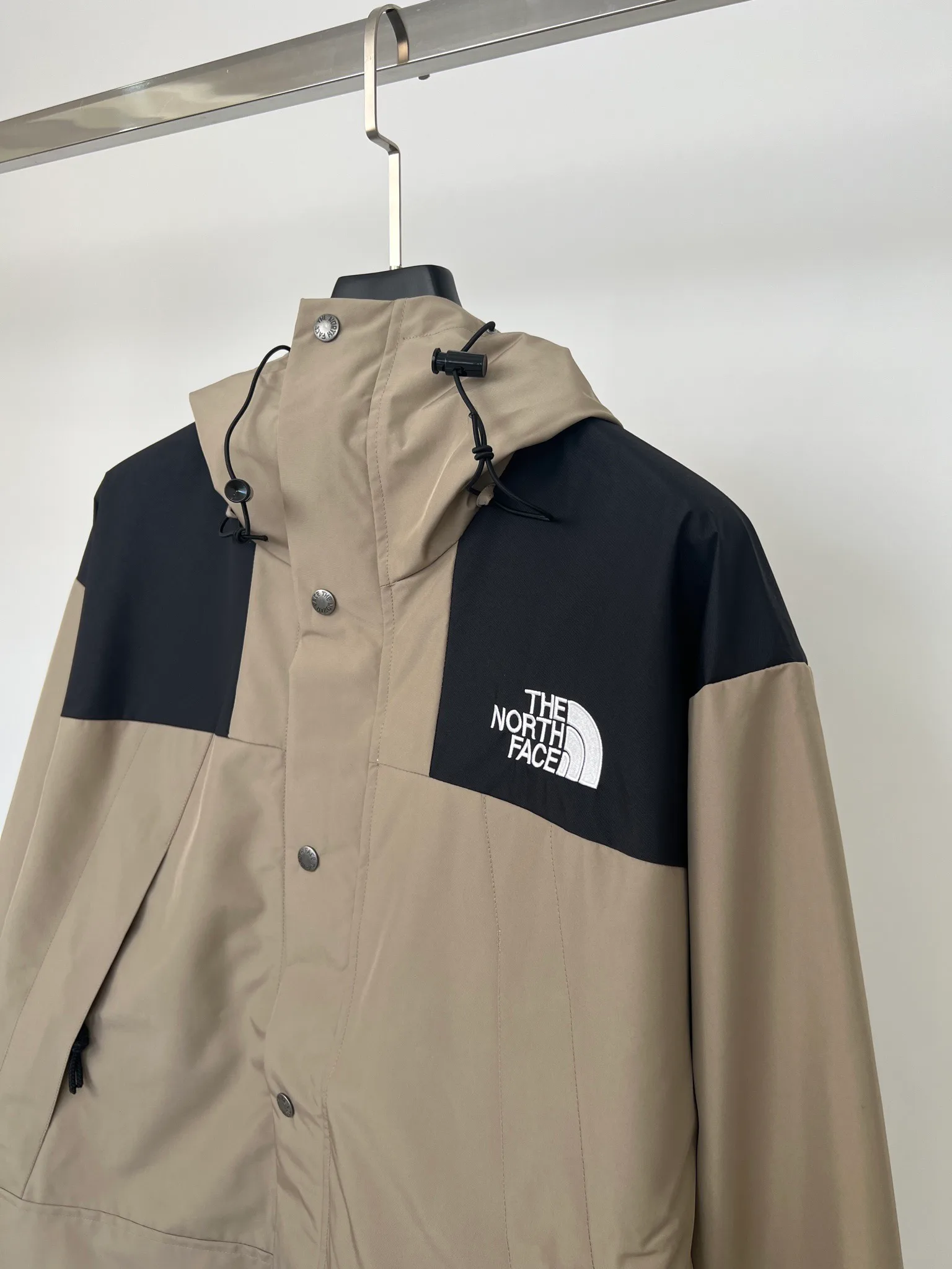 Куртки И Пуховики Женские The North Face 18416095