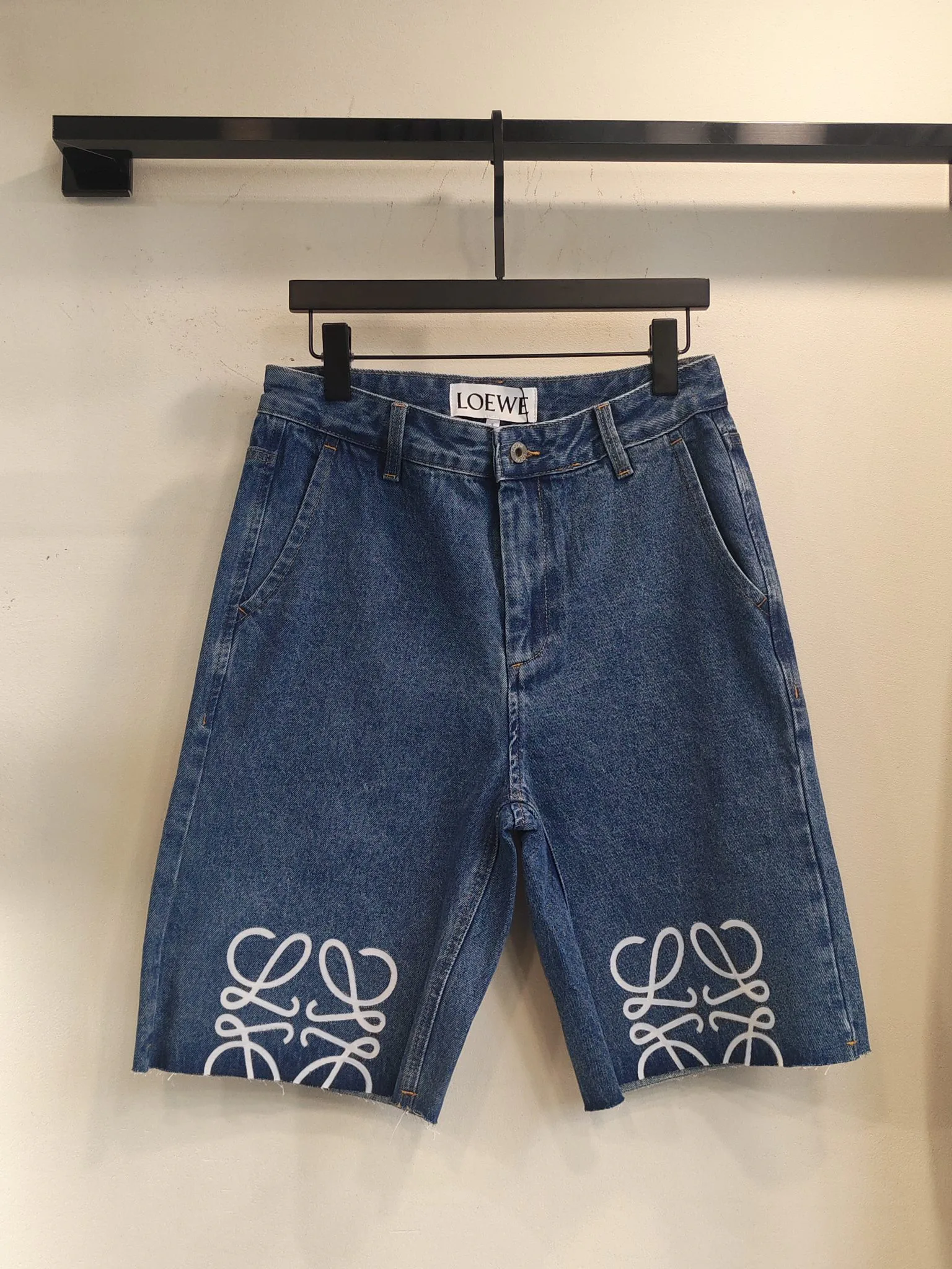 Шорты Женские Loewe 12836835