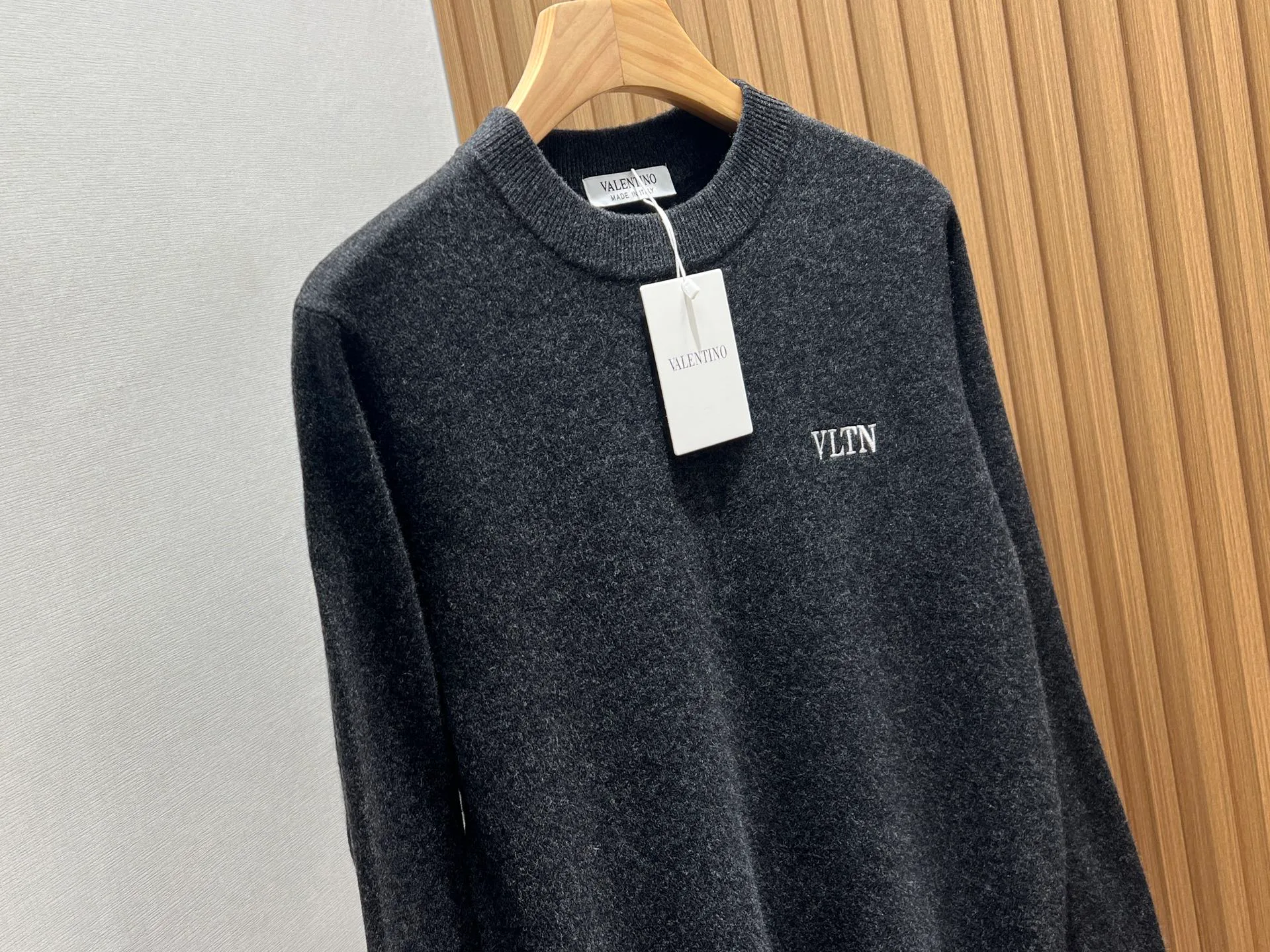 Джемперы И Свитеры Мужские Valentino 1058257