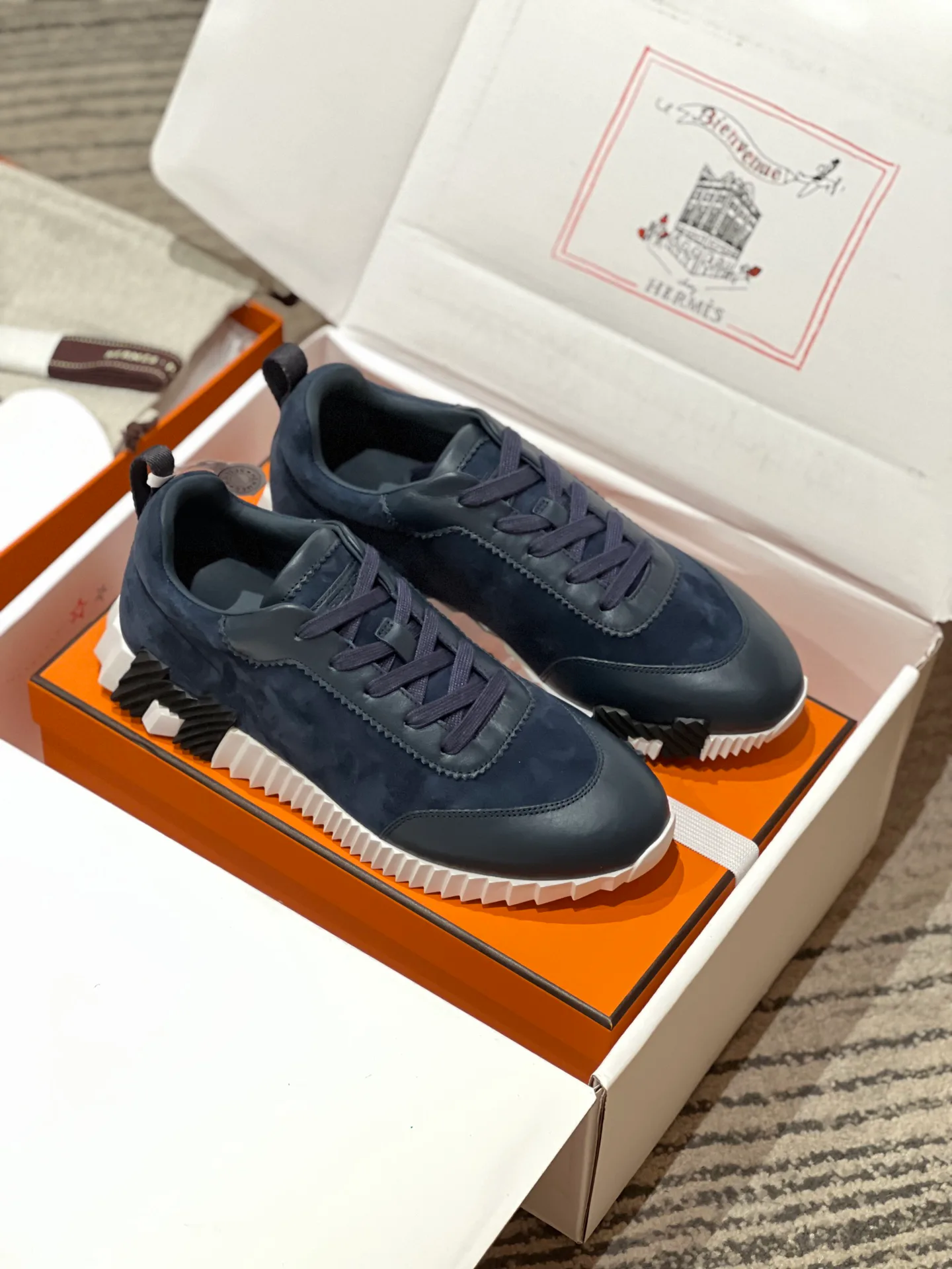 Кроссовки Женские Hermes 18080326