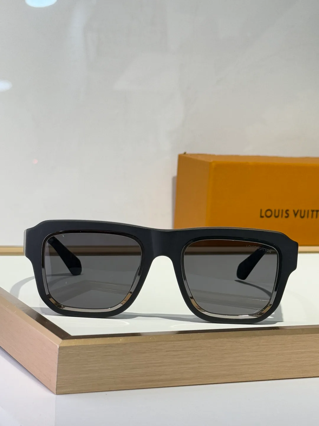 Очки Louis Vuitton 9759