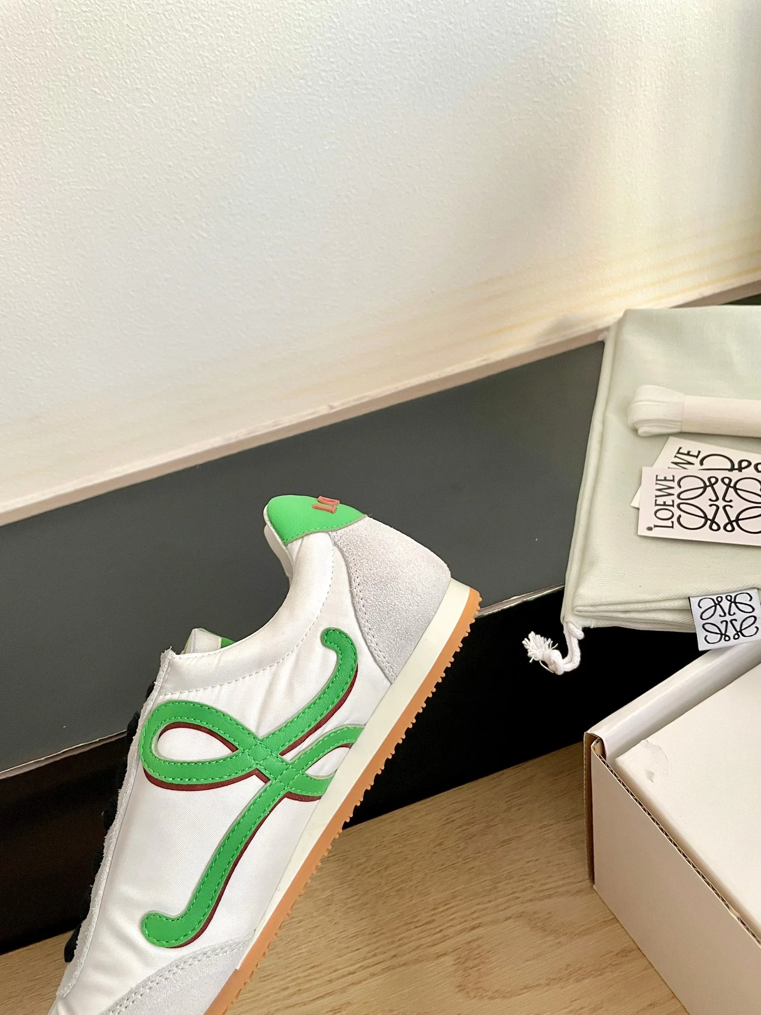 Кроссовки Женские Loewe 10822581