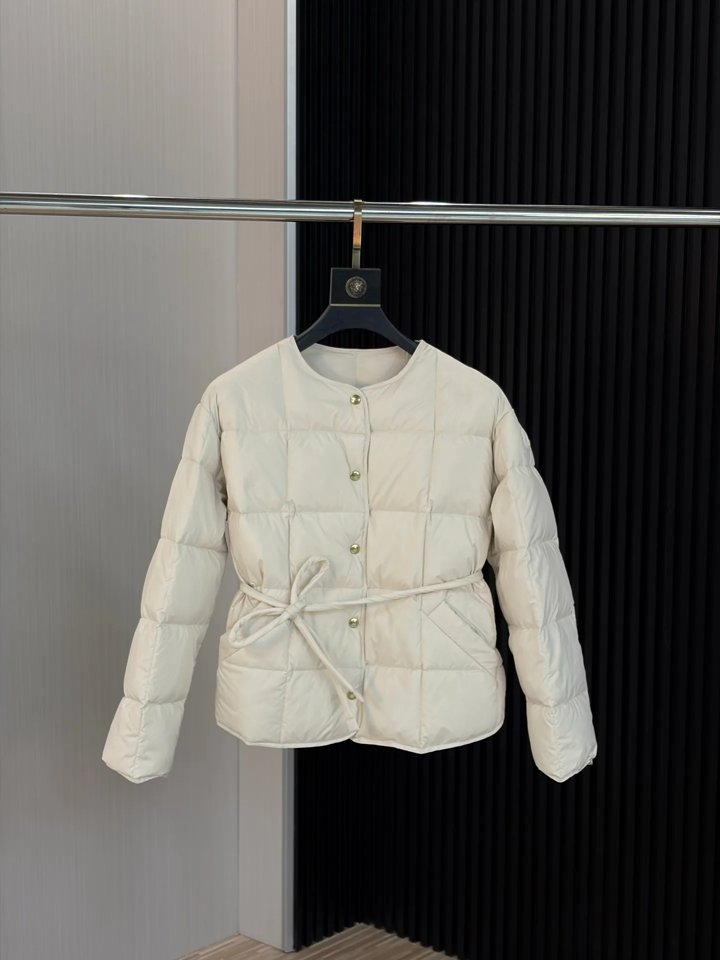 Куртки И Пуховики Женские Moncler 18600035