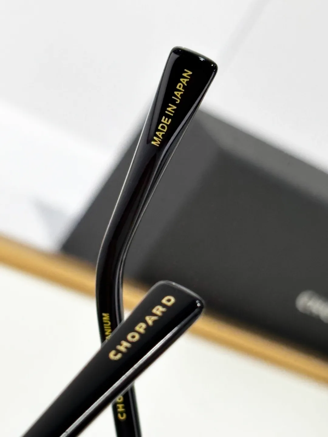 Очки Chopard 81660