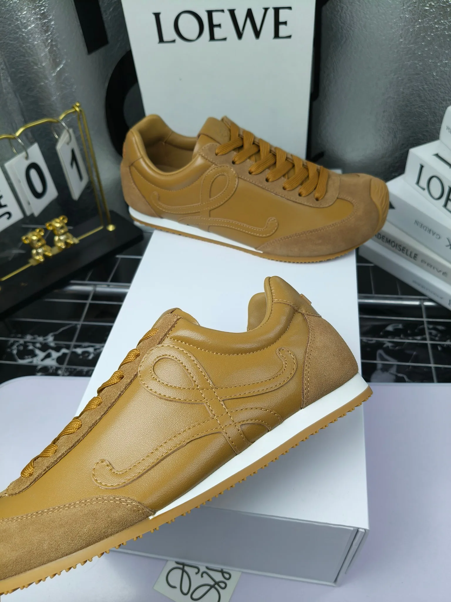 Кроссовки Женские Loewe 13080144