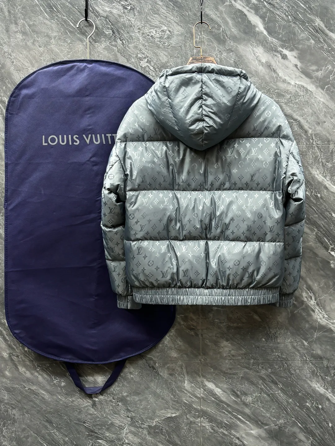 Куртки И Пуховики Мужские Louis Vuitton 132327