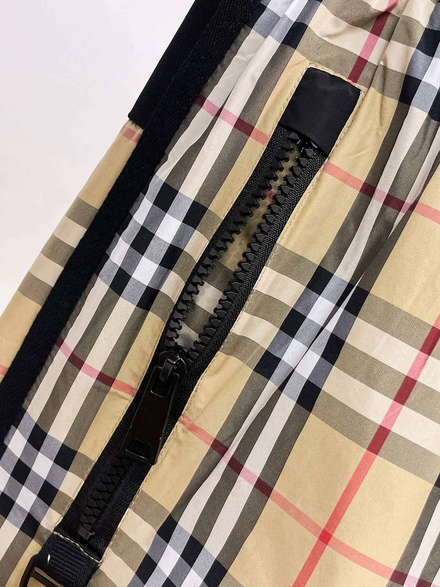 Шорты Мужские Burberry 13417558