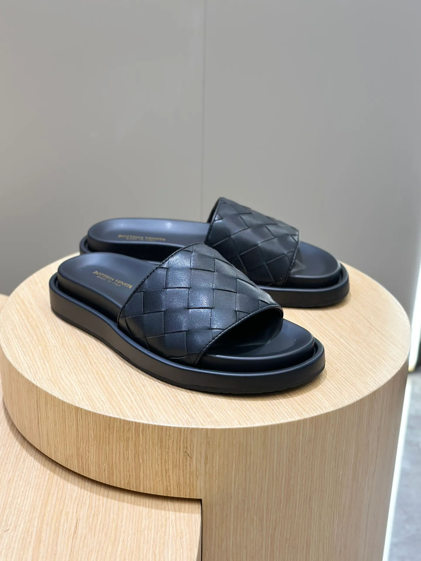 Сандалии Мужские Bottega Veneta 13293870