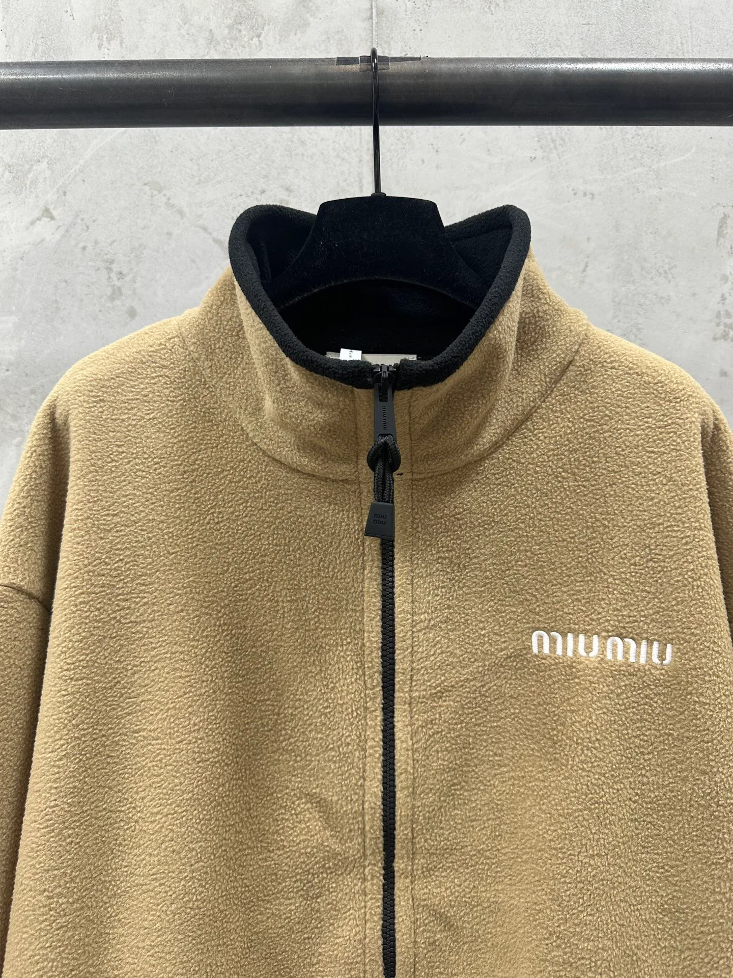 Куртки И Пуховики Мужские Miu Miu 18215610
