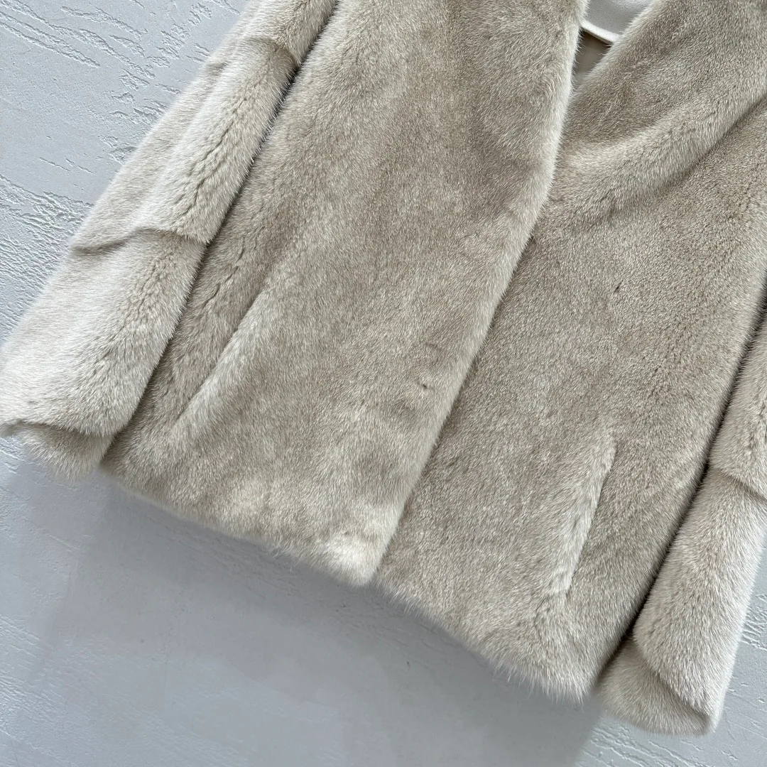 Шубы Женские Christian Dior 398468